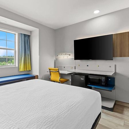 Microtel Inn & Suites By Wyndham Norcross Bagian luar foto