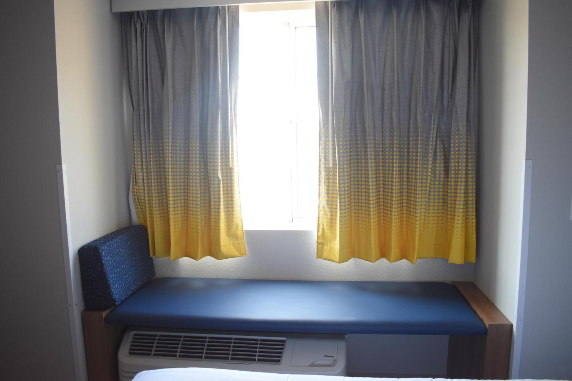 Microtel Inn & Suites By Wyndham Norcross Bagian luar foto