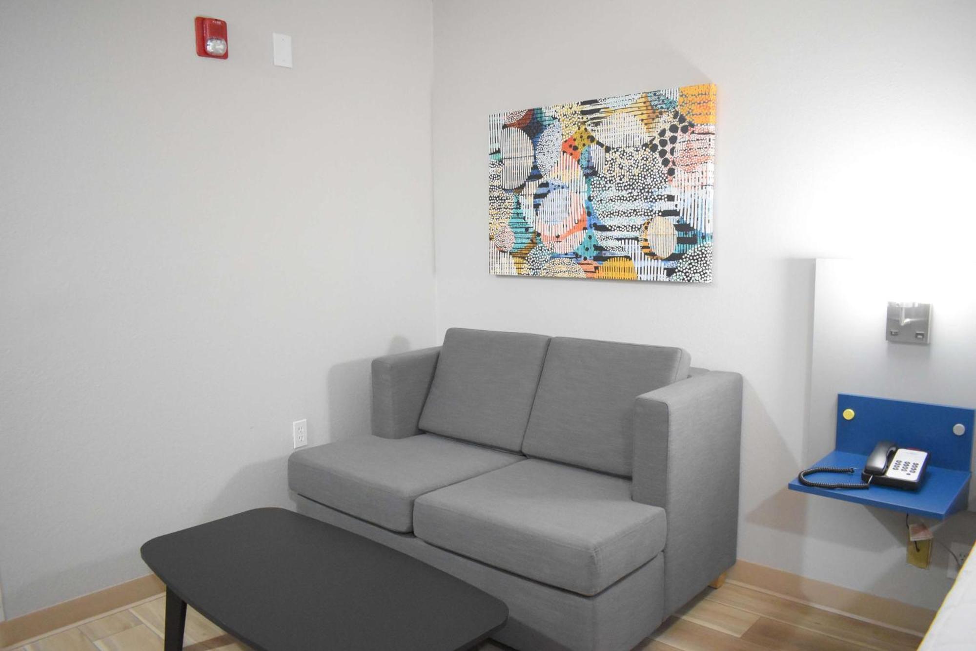 Microtel Inn & Suites By Wyndham Norcross Bagian luar foto