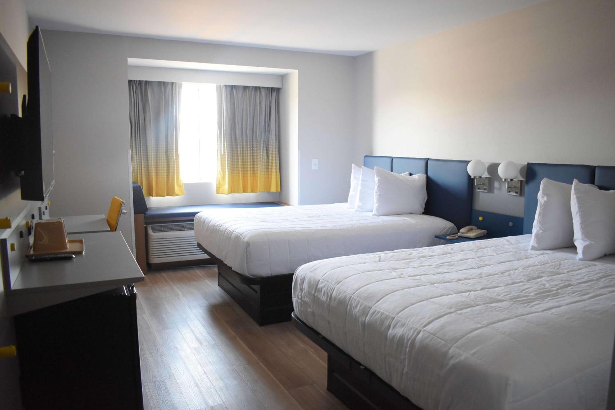 Microtel Inn & Suites By Wyndham Norcross Bagian luar foto