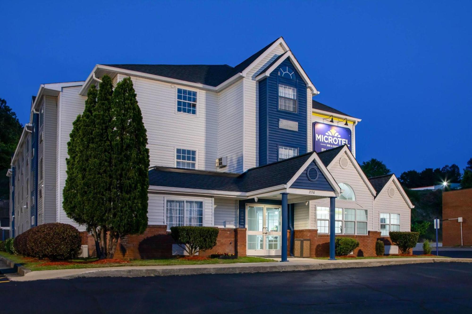 Microtel Inn & Suites By Wyndham Norcross Bagian luar foto