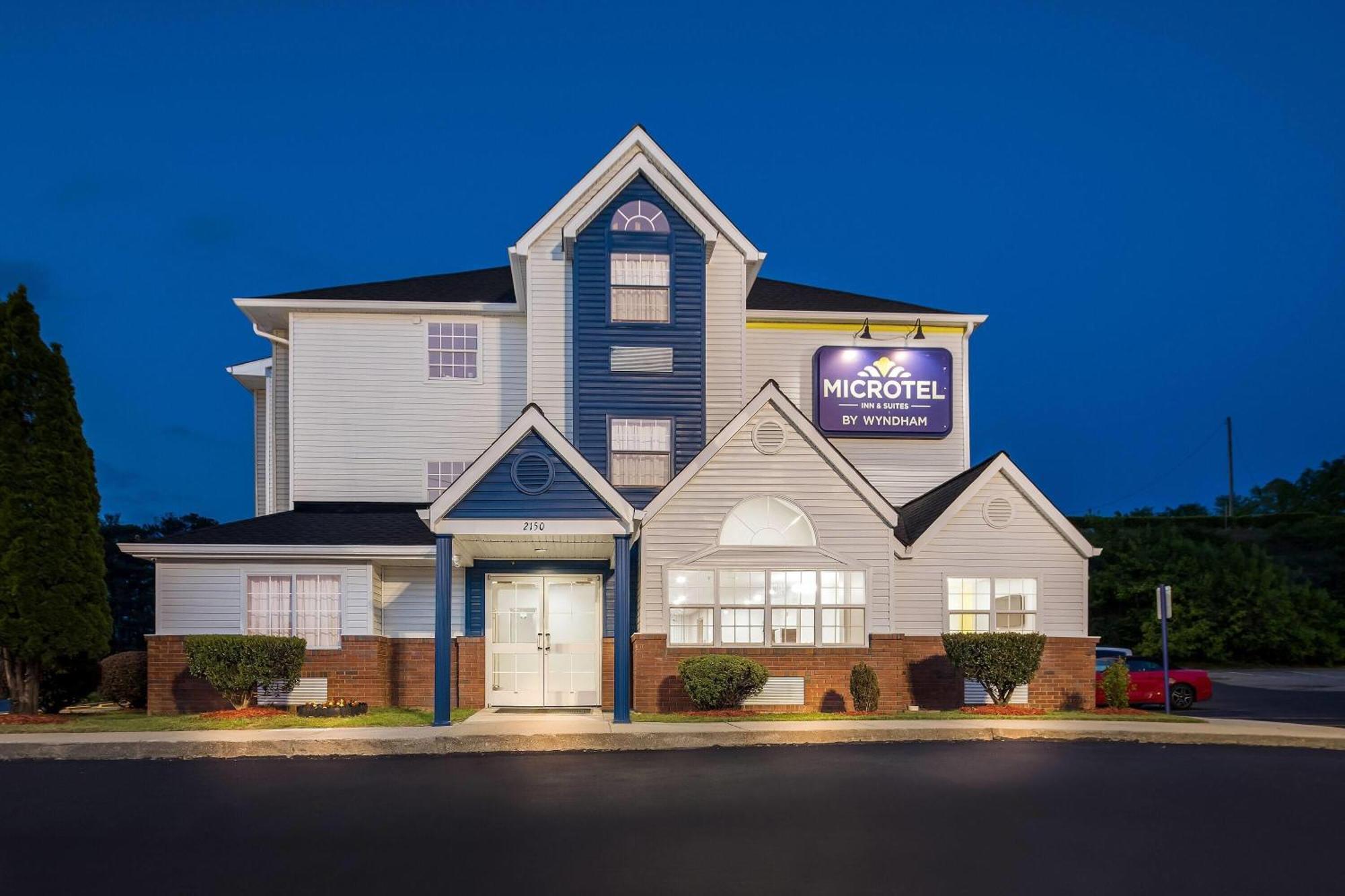 Microtel Inn & Suites By Wyndham Norcross Bagian luar foto